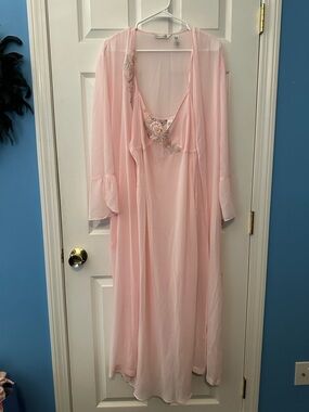 NWTS Delicates Brand Peignoir Light Pink Sheer Nightgown & Robe Set Sz L